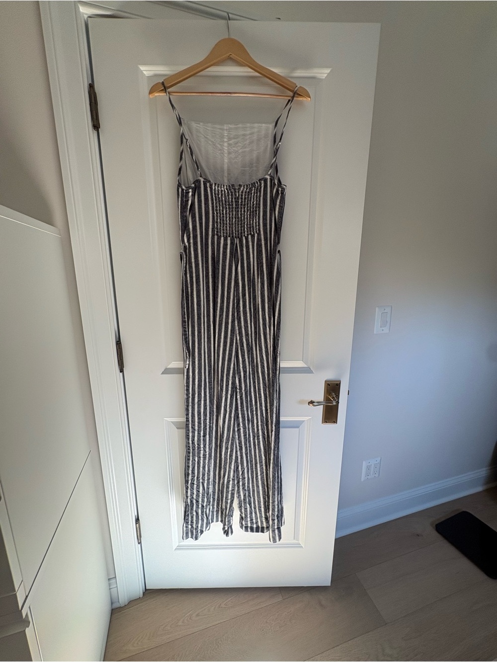 NWOT | Madewell Pleated Wide-Leg Jumpsuit in Pinstripe Linen | Size 6 - Picture 7 of 8